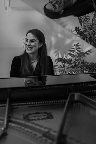 Maria João
                                      Gomes