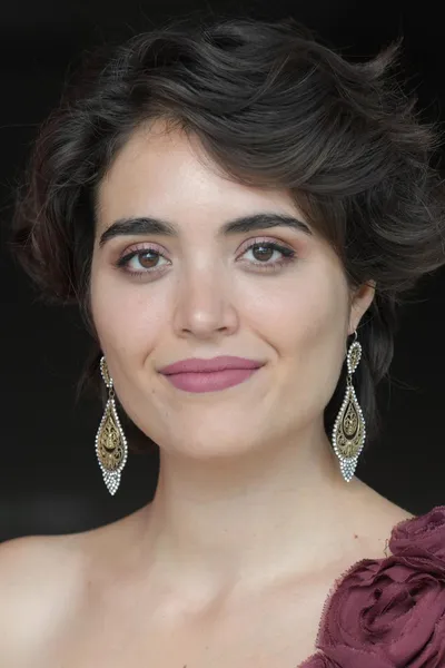 Cláudia
                                      Ribas